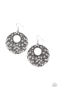 Paparazzi VINTAGE VAULT "Starry Showcase" White Earrings Paparazzi Jewelry