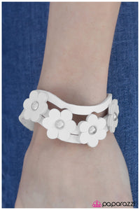 Paparazzi "Steady As She Goes - White" bracelet Paparazzi Jewelry