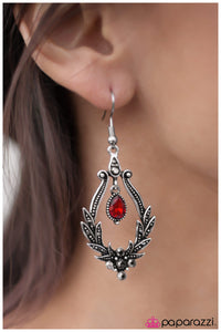 Paparazzi "Sweet Chariot" earring Paparazzi Jewelry