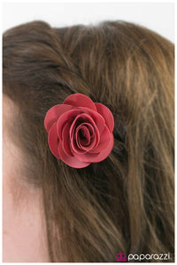 Paparazzi "Teachers Pet" hair clip Paparazzi Jewelry