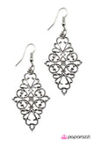 Paparazzi "Tender Is The Night" earring Paparazzi Jewelry