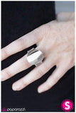 Paparazzi "The Bell Curve - Silver" ring Paparazzi Jewelry