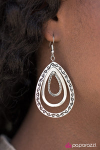 Paparazzi "The Drylands" Silver Earrings Paparazzi Jewelry