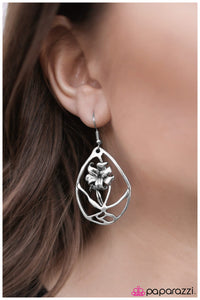 Paparazzi "The Enchanted Rose" Silver Earrings Paparazzi Jewelry