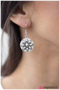 Paparazzi "The Pep Squad - White" earring Paparazzi Jewelry