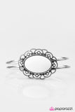 Paparazzi "Vogue and Vintage" bracelet Paparazzi Jewelry