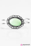 Paparazzi "Vogue and Vintage - Green" bracelet Paparazzi Jewelry