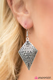 Paparazzi "Yes I CLAN!" earring Paparazzi Jewelry